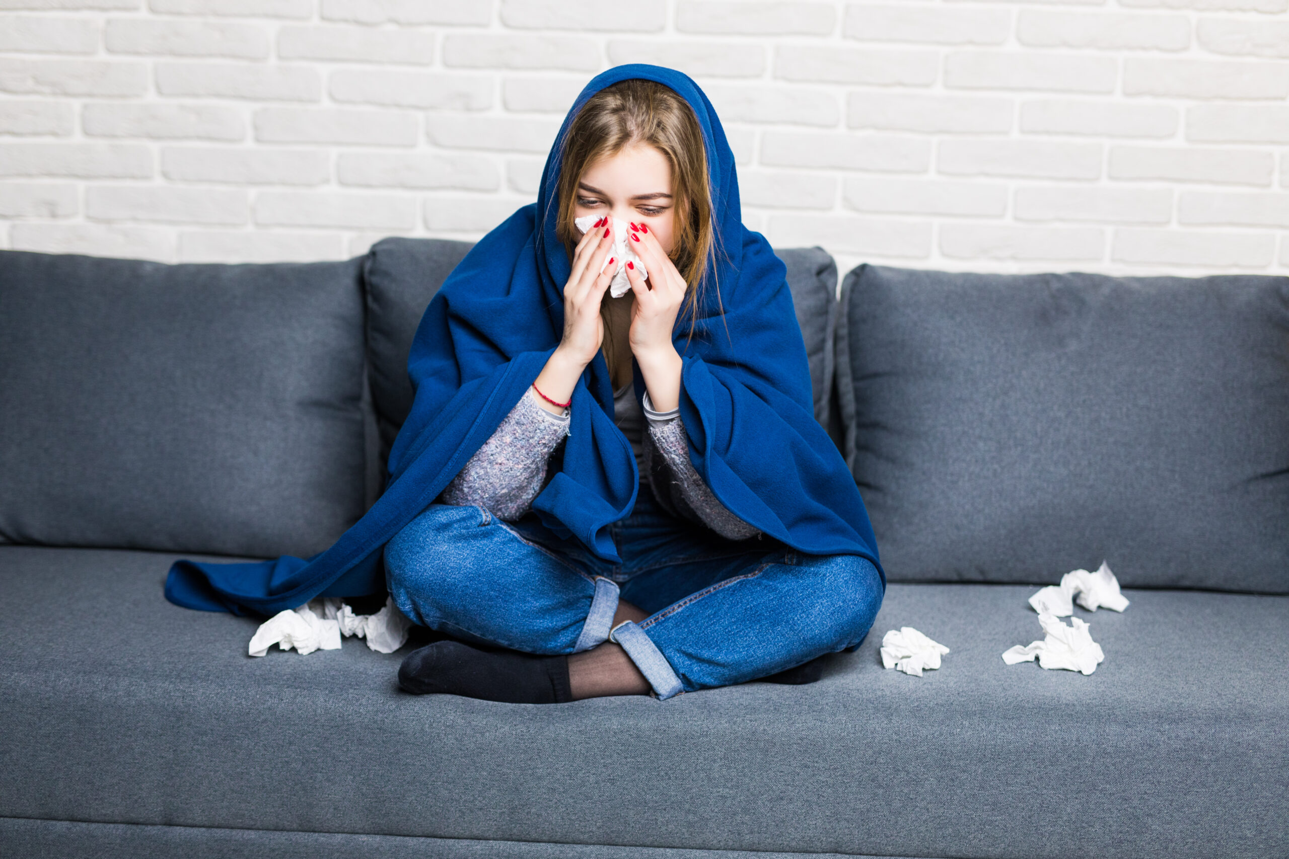 Diferencias entre un resfriado común, gripe y ómicron.
